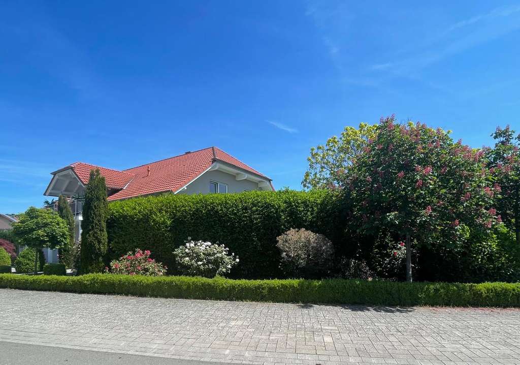 Immobilie in Niedermohr - Exklusives Wohnhaus in angenehm abgeschirmter Lage - Bild 1