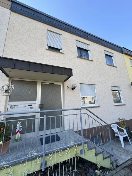 2Rm Zweifamilienhaus – Neckarrems, Remseck am Neckar – dual units, garage - 2