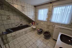 Großzügiges, gepflegtes Wohnhaus mit Vollkeller und Doppelgarage auf schönem Grundstück – Die vollständige Adresse der Immobilie erhältst du vom Anbieter., 38459 Bahrdorf – Vorschaubild 24
