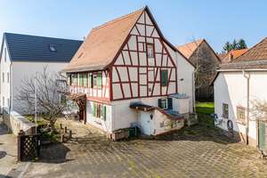 Charmantes Fachwerkjuwel mit großzügigen Grundstück und vielseitigen Möglichkeiten – 60388 Bergen-Enkheim, Frankfurt am Main – Vorschaubild 5