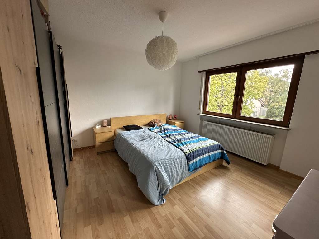 Immobilie in Eppelheim - ***3- Familienhaus in ruhiger Lage, mit Garage und wunderschönem, frei gestaltbarem Garten*** - Bild 2