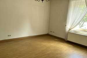 Wohnung im 1. OG - 3-4 Zimmer - zentral gelegen (E0182) – Hofstraße 95, 41065 Mönchengladbach – Vorschaubild 4