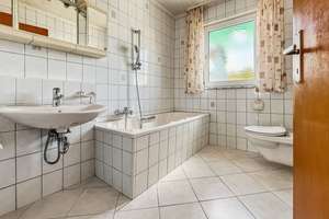 Ein Haus - unzählige Möglichkeiten: Aus eins mach zwei oder aus zwei mach eins - Heinrichsthal – Die vollständige Adresse der Immobilie erhältst du vom Anbieter., 63871 Heinrichsthal – Vorschaubild 16