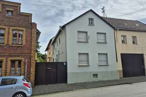 2 Häuser auf einem Grundstück mit fast grenzenlosen Möglichkeiten... – Bonner Straße 56, 53501 Grafschaft – Vorschaubild 1