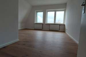 Mittendrin statt nur dabei! Frisch renovierte 3 Zimmerwohnung mit 114,41 m² im Dachgeschoss – Havensteinstr. 54, 46045 Altstadt-Mitte, Oberhausen – Vorschaubild 8