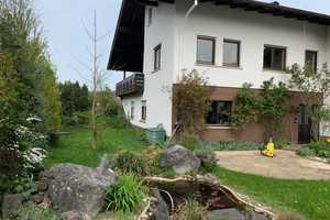 Viel Raum für Ihre Träume: Großes Haus mit Einliegerwohnung auf großem Grundstück! – Lahn-Dill-Kreis – Vorschaubild 1