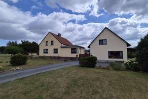 Zwei Häuser und ein Traumgrundstück mit Teich, Pool und viel Platz für Freizeit und Hobby! – Pretzscher Allee 8, 6905 Bad Schmiedeberg – Vorschaubild 7