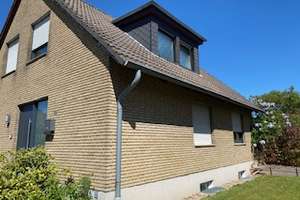 freistehendes Haus mit 5 Zimmern in Löhne, Garage, Garten, ... – Krugweg 28, 32584 Löhne – Vorschaubild 1