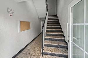 Charmante 3-Zimmer-Dachgeschosswohnung in Toplage von Wuppertal-Cronenberg mit Garage – Die vollständige Adresse der Immobilie erhältst du vom Anbieter., 42349 Cronenberg, Wuppertal – Vorschaubild 9