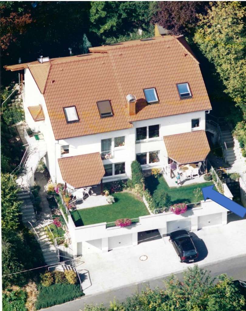 Sehr gepflegte Eigentumswohnung mit Sonnen-Terrasse in bevorzugter Wohnlage in 57072 Siegen