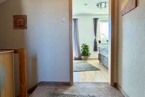 Familienfreundliches Zuhause mit liebevoll angelegtem Garten – Die vollständige Adresse der Immobilie erhältst du vom Anbieter., 86438 Kissing – Vorschaubild 16