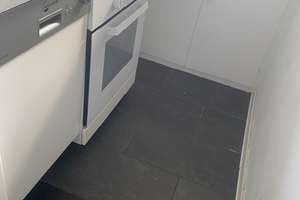 Attraktive 2-Zimmer-Wohnung mit Balkon und  Einbauküche – Wielandstrasse 16, 47799 Cracau, Krefeld – Vorschaubild 2