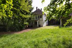 *R E S E R V I E R T * Historische Villa auf fast 3000 qm Traumgrund - weitere Bebauung möglich – Aichach-Friedberg (Kreis) – Vorschaubild 3