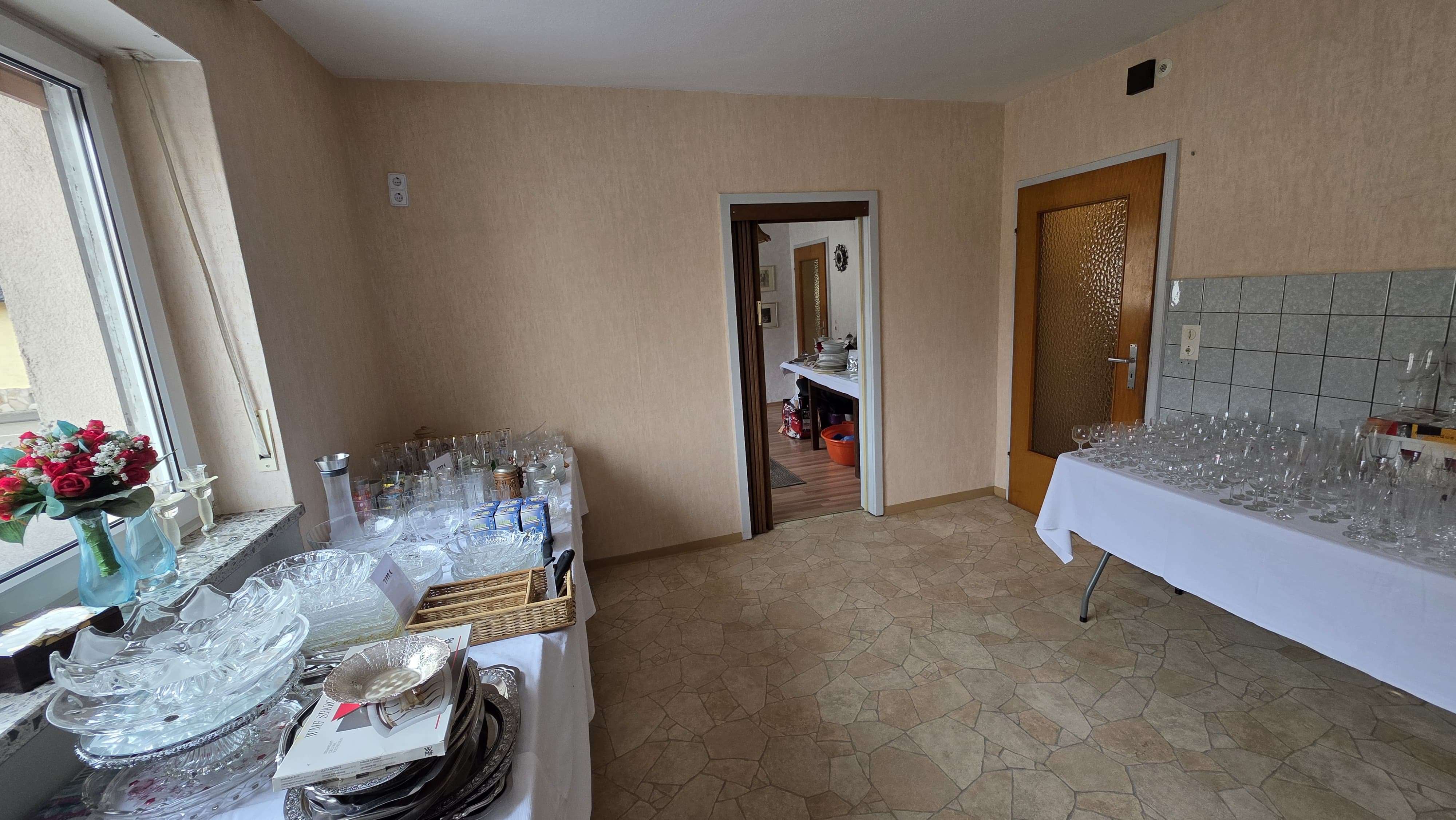 Immobilie in Philippsburg - 1-2 Familienhaus mit gutem Raumangebot und großen Garagentrakt der ideal für Hobbyhandwerker ist - Bild 58