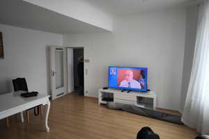 Großzügige 2-Zimmer Wohnung im Zentrum mit Einbauküche