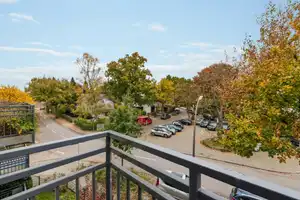 Stilvolle Maisonette-Wohnung in Nienstedten – Modernisiert, lichtdurchflutet & mit Doppelbalkon! – Hamburg – Vorschaubild 4