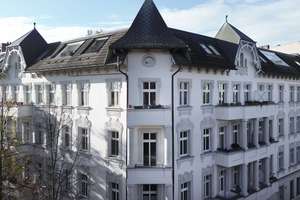 Wohnen im Stuckaltbau: Bezugsfreie Eigentumswohnung mit Balkon – Buddestraße 7, 13507 Tegel, Berlin – Vorschaubild 11