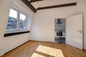 Wohnen mit Charakter – außergewöhnliche Dachgeschosswohnung mit großer Terrasse im Bismarckviertel – Die vollständige Adresse der Immobilie erhältst du vom Anbieter., 47799 Cracau, Krefeld – Vorschaubild 15