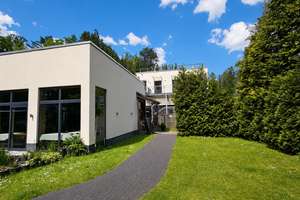 Außergewöhnliches Anwesen mit 3 Wohnungen, Eventlocation, Halle & Falknerei – Die vollständige Adresse der Immobilie erhältst du vom Anbieter., 42855 Lüttringhausen West, Remscheid – Vorschaubild 2