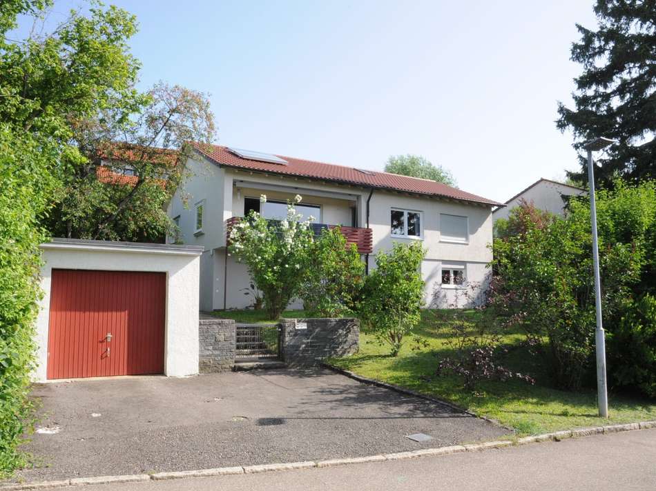 Straßenansicht