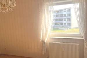 ***Charmante 3-Zimmer-Wohnung mit Balkon und TG-Stellplatz in attraktiver Lage*** – Grünewaldstrasse 54, 76149 Neureut, Karlsruhe – Vorschaubild 2