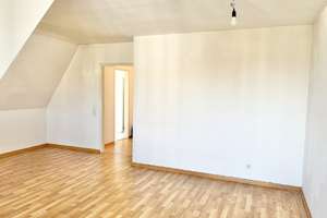 Ruihig wohnen unterm Dach mit Lift, EBK & Balkon! – Die vollständige Adresse der Immobilie erhältst du vom Anbieter., 1277 Blasewitz (Stadtteil), Dresden – Vorschaubild 9