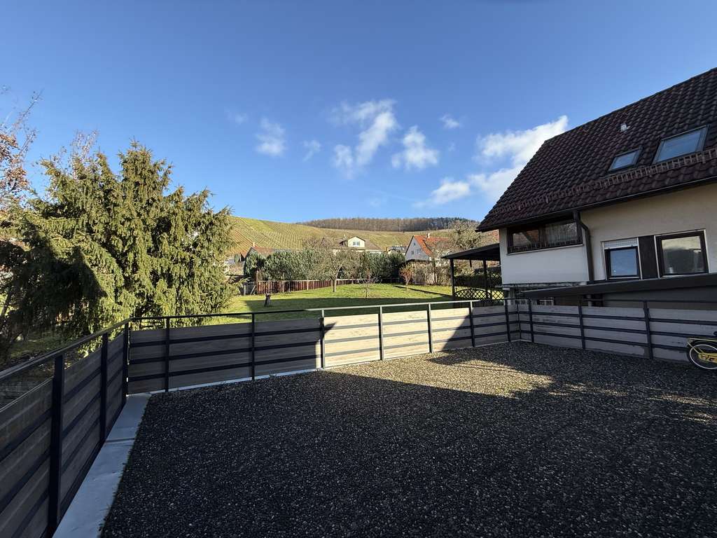 Immobilie in Weinstadt - Fachwerkhaus mit großer Garage und vielen Möglichkeiten! - Bild 4