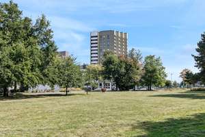 Domblick und noch viel mehr! 
Drei - Zimmer Etagenwohnung mit spektakulärer Aussicht – Die vollständige Adresse der Immobilie erhältst du vom Anbieter., 50668 Neustadt/Nord, Köln – Vorschaubild 16