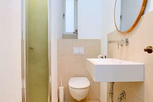 Möblierte Traumwohnung mit hochwertigem Parkettboden in Bestlage in Stuttgart Süd – Die vollständige Adresse der Immobilie erhältst du vom Anbieter., 70199 Südheim, Stuttgart – Vorschaubild 4