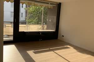 Frisch renovierte 2-Zimmer-Wohnung mit Balkon und modernem Bad in ruhiger Lage in Düsseldorf-Benrath – Johannes-Hesse-Str. 33, 40597 Benrath, Düsseldorf – Vorschaubild 3