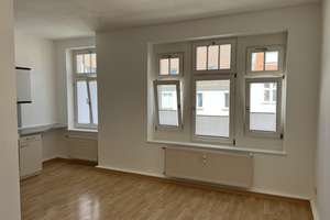 Sonnige, modernisierte 2 -Raum-Wohnung m. Balkon u. Einbauküche im Mühlenviertel in Erfurt – Schobersmühlenweg 14, 99089 Andreasvorstadt, Erfurt – Vorschaubild 3