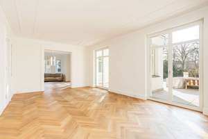 Perfekte Villa auf Traumgrundstück in Lichterfelde-West – Die vollständige Adresse der Immobilie erhältst du vom Anbieter., 12203 Lichterfelde, Berlin – Vorschaubild 2