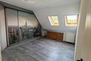 Lebensraum in Herne: 3,5-Zimmer-Wohnung mit 86 m² sowie 2 Bädern, Balkon und 2 Garagen,modernisiert. – Mont-Cenis-Straße 75, 44623 Herne-Mitte, Herne – Vorschaubild 3