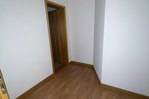 Gemütliche Dachgeschosswohnung in Marktnähe – Lindenstraße 3, 9376 Erzgebirgskreis – Vorschaubild 3