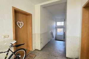 Attraktives Mehrfamilienhaus in Bitterfeld – 8 Wohneinheiten mit Potenzial für Mietsteigerungen – Anhalt-Bitterfeld (Kreis) – Vorschaubild 6