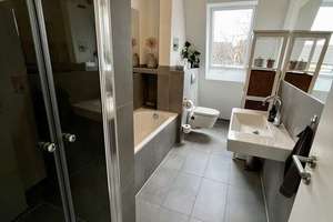 Zuhause mit vier Zimmern und zwei Balkonen in Köln-Vingst – Plantagenstraße 8, 51107 Vingst, Köln – Vorschaubild 5