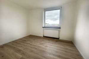 PROVISIONSFREI - Frisch sanierte Eigentumswohnung mit Balkon und Garage in Bielefeld – Baumheide 33, 33609 Heepen, Bielefeld – Vorschaubild 12