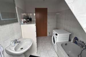 Freundliche und sanierte 2-Raum-Dachgeschosswohnung in Leipzig – Kapellenstraße 11, 4315 Neustadt-Neuschönefeld, Leipzig – Vorschaubild 11