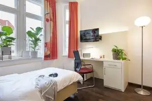 Property thumbnail 2