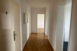 Schöne 3-Zimmer-Wohnung mit Loggia und inkl. Keller in Hamburg-Eißendorf