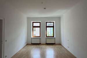 Helle, und ruhige, 2-Zimmer-Altbauwohnung mit sep. Wohnküche mit EBK in München-Lehel – Gewürzmühlstraße 1, 80538 Lehel, München – Vorschaubild 7