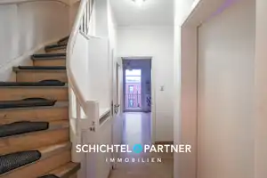 Ohlenhof | Clever geschnittenes Zweifamilienhaus mit Balkon und Terrasse – Bremen – Vorschaubild 6