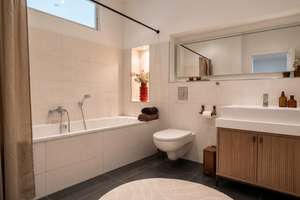 Ready-to-Live: Stilvolle 2-Zimmer-Altbau-Wohnung am Schillerpark | All-inclusive – Die vollständige Adresse der Immobilie erhältst du vom Anbieter., 13349 Wedding, Berlin – Vorschaubild 21