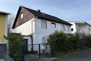 Großzügiges Einfamilienhaus in Feldrandlage – Die vollständige Adresse der Immobilie erhältst du vom Anbieter., 63517 Rodenbach – Vorschaubild 1