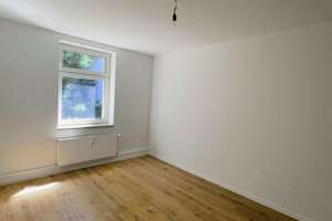 Frisch sanierte 2-Zimmer-Wohnung mit neuer Einbauküche & Tageslichtbad in Stadtfeld-Ost – Winckelmannstr. 29, 39108 Stadtfeld Ost, Magdeburg – Vorschaubild 13