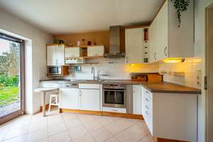 Leben am Ratzeburger See - Zeitloser Bungalow mit viel Platz und Elektroladestation in Pogeez – Die vollständige Adresse der Immobilie erhältst du vom Anbieter., 23911 Pogeez – Vorschaubild 7