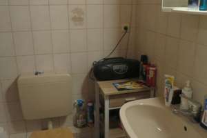 Gemütliche 2 Zi.-DG Wohnung - Zentrumsnah – Die vollständige Adresse der Immobilie erhältst du vom Anbieter., 74248 Ellhofen – Vorschaubild 9