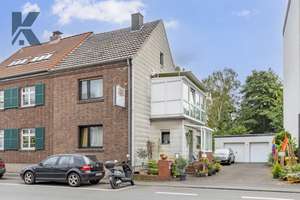 Vielseitige Doppelhaushälfte inkl. 2x Wohneinheiten, Doppelgarage, Garten & Ausbau-Potenzial – Hauptstraße 26/26a, 50859 Widdersdorf, Köln – Vorschaubild 1