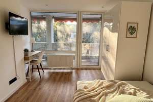 Moderne 4er-WG: renovierte Zimmer (10-13 m²) - sofort verfügbar - inkl. TV, WaMa & SpüMa – Waldschulstr. 54, 81827 Waldtrudering, München – Vorschaubild 1