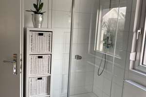 Gepflegtes Haus mit kleinem Garten  – ideal für 2–3 Personen – 65830 Kriftel – Vorschaubild 2